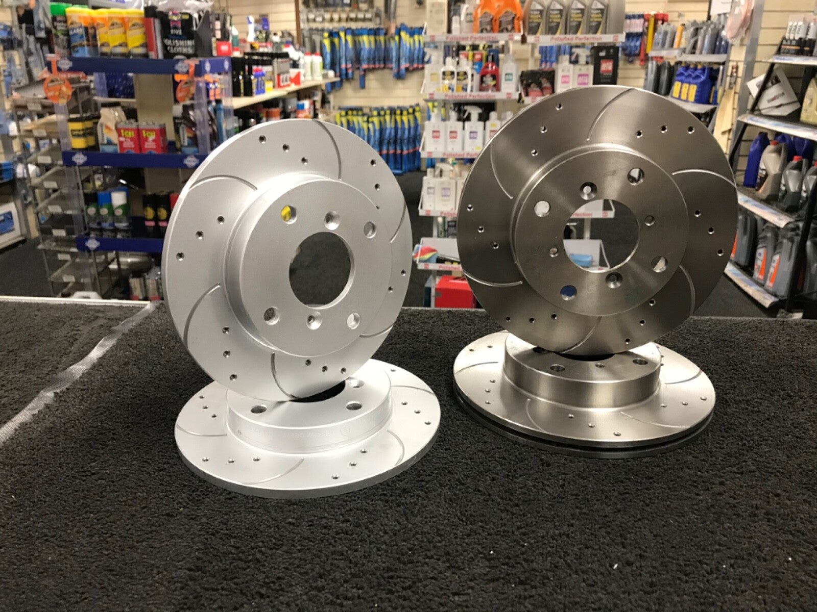 FOR SUZKI SWIFT GTI RBAKE DISC CROSS DRILLED GROOVED BRAKE DISC FRONT REAR