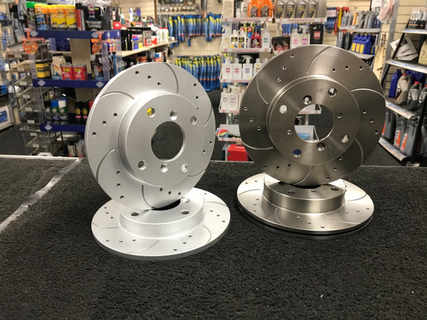 FOR SUZKI SWIFT GTI RBAKE DISC CROSS DRILLED GROOVED BRAKE DISC FRONT REAR