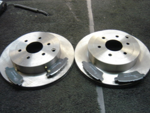 for NISSAN NAVARA PATHFINDER REAR BRAKE DISCS & PAD 