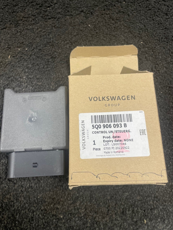INTANK FUEL PUMP CONTROL MODULE VW AUDI SEAT SKODA  5Q0906093B GENUINE