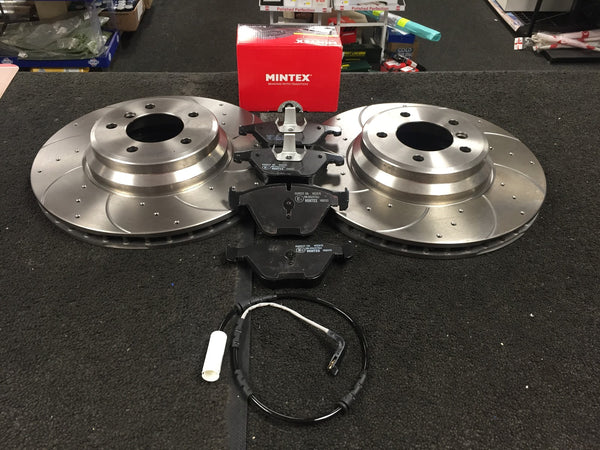 BMW 335D 330i 330d E92  DRILLED GROOVED FRONT BRAKE DISC MINTEX  PADS 348mmx30mm
