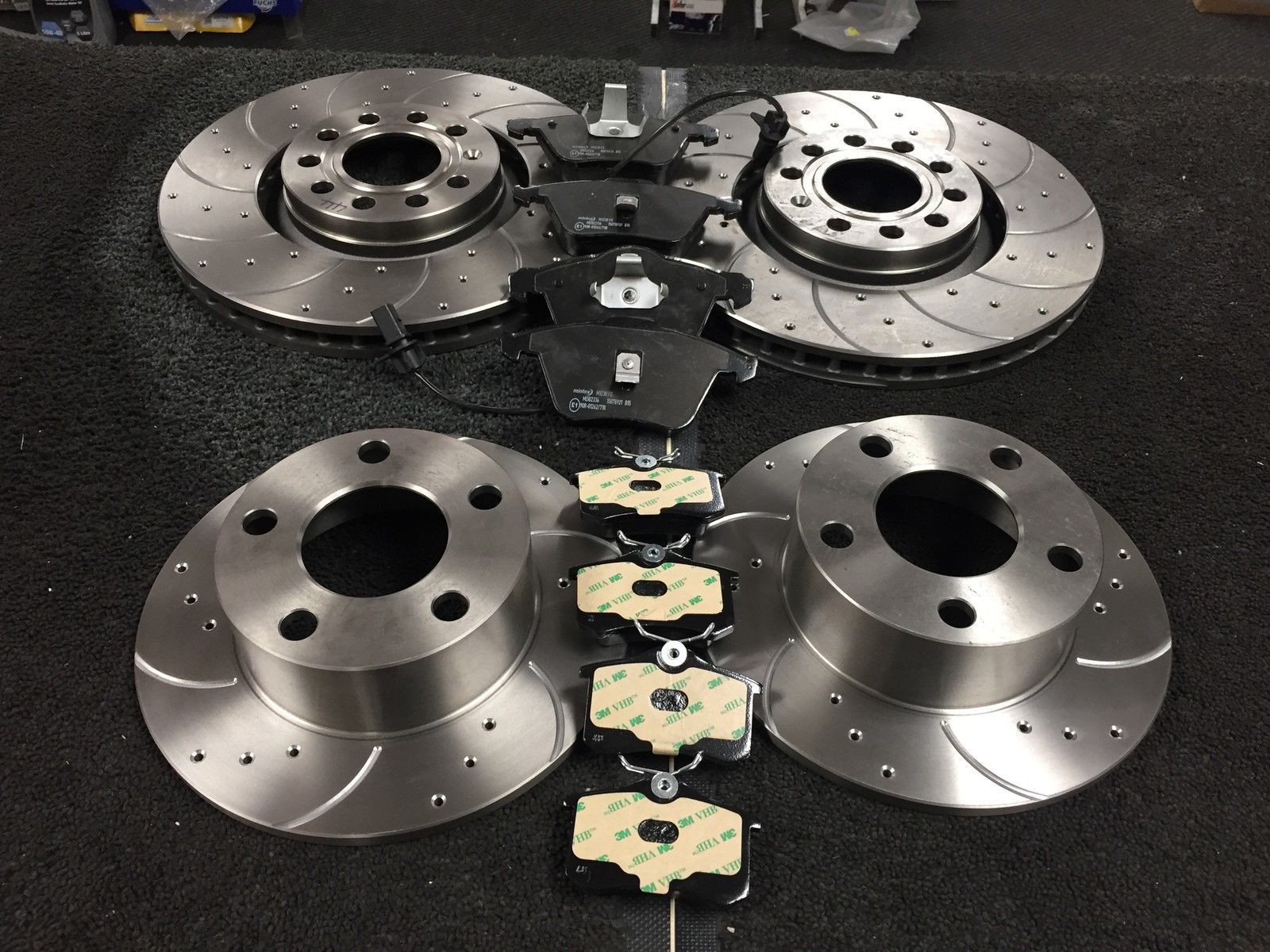 FOR AUDI A6 2.0TDi C6 4F 2004-2008 BRAKE DISC DRILLED GROOVED MINTEX BRAKE PADS