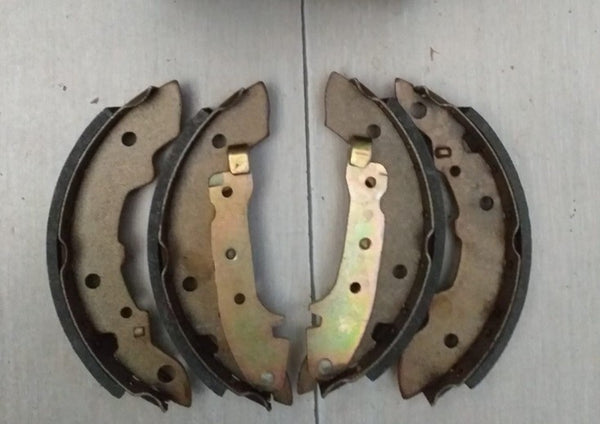 CITROEN LNA VISA PEUGEOT 104 RENAULT 5 TALBOT SAMBA REAR BRAKE SHOES WITH LEVERS