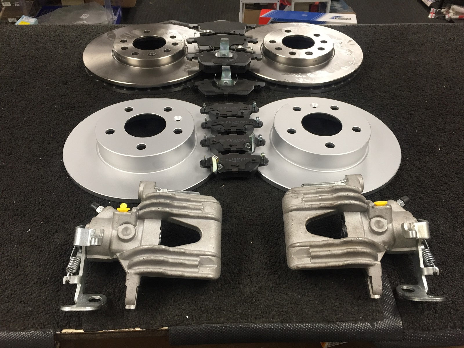 VAUXHALL ZAFIRA 1.6 1.8 2.0DTi 2.2 1999-05 BRAKE DISC PADS FRONT REAR CALIPER