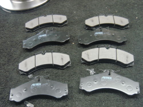  SPRINTER 410 411 412D 413 414 1995-2006 DISC BRAKE PADS FRONT REAR  SETS NEW