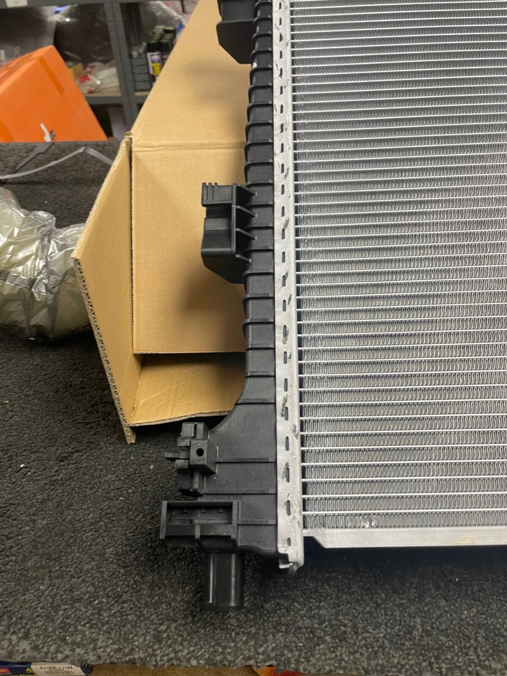 RADIATOR JEEP GRAND CHEROKEE WK 3.00 CRD 2010-2018 55038002AH 55038002AE