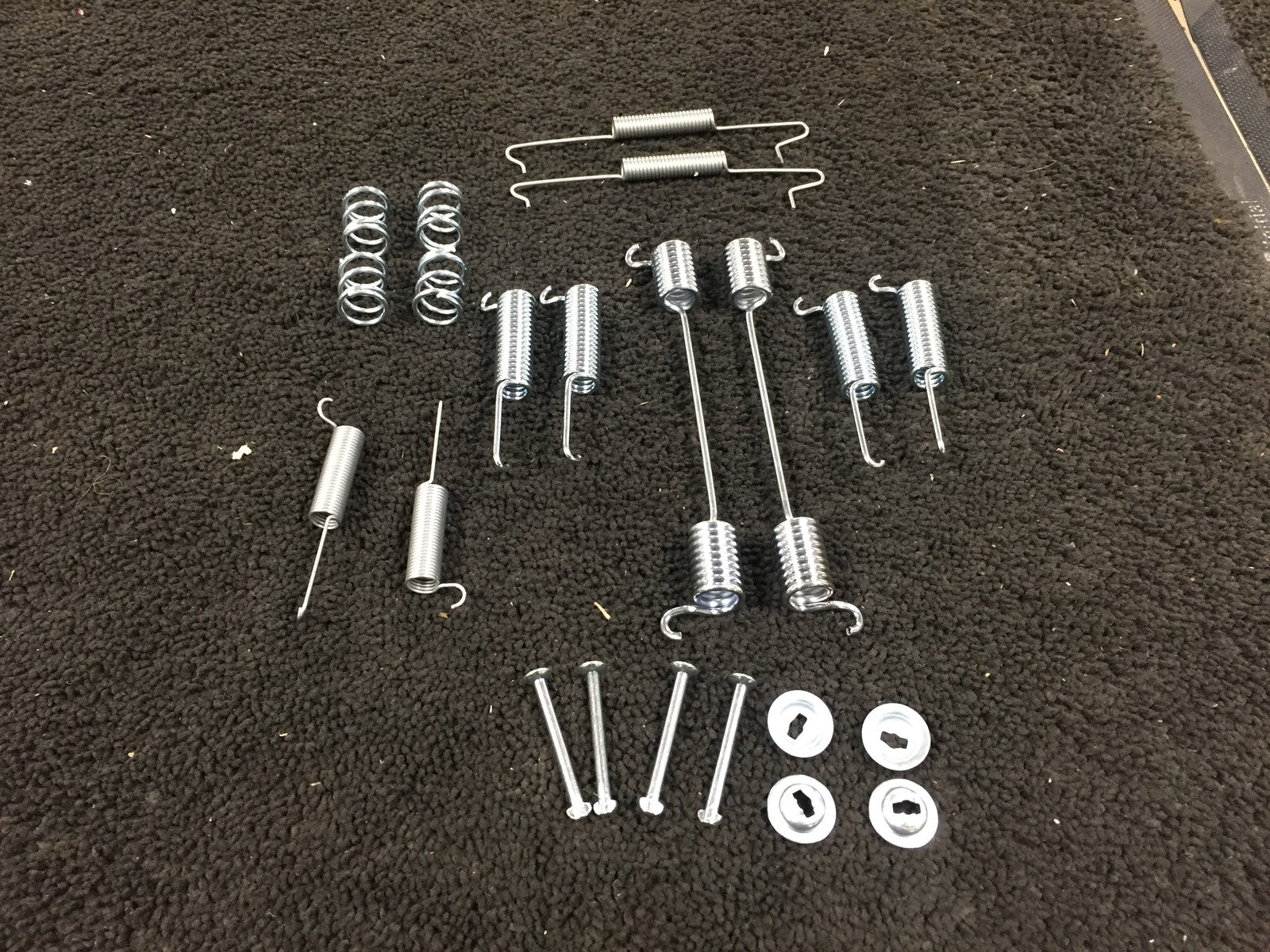 FOR VW LT 28 29 30 31 50 REAR BRAKE SHOE FITTING KIT