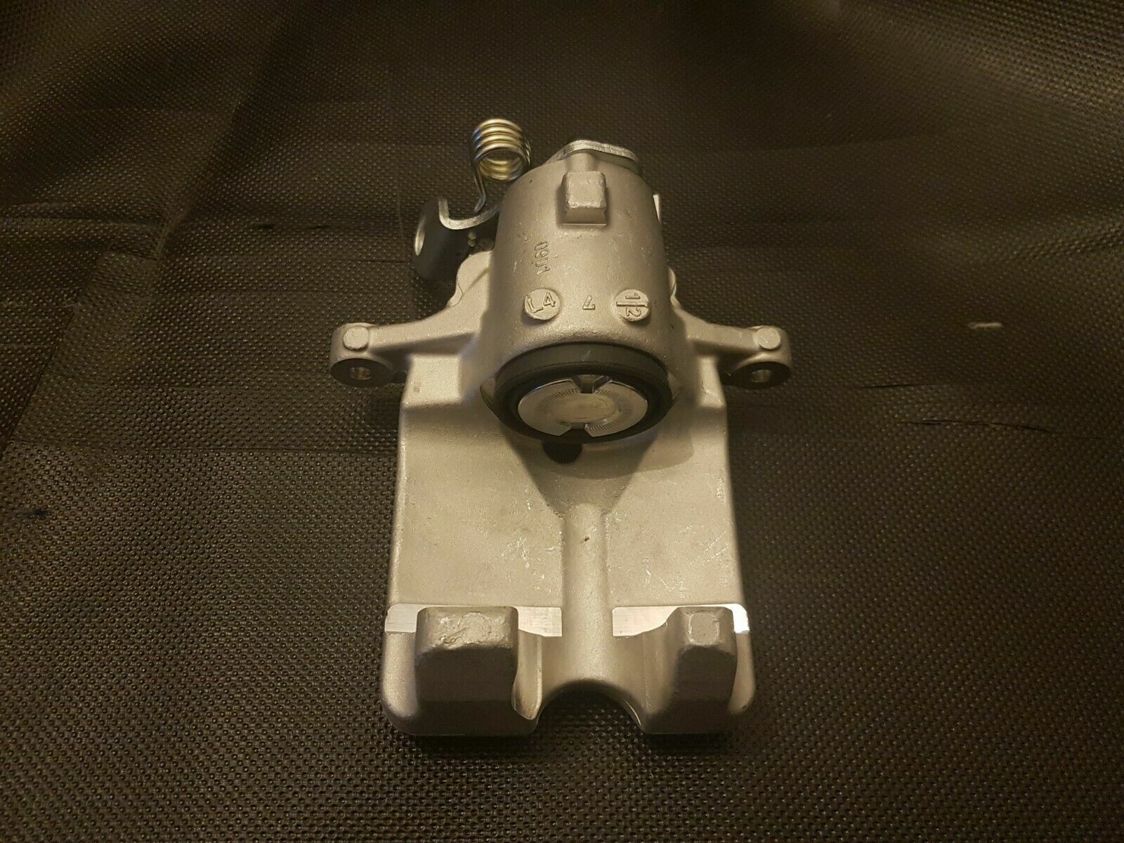 FOR VAUXHALL OPEL INSIGNIA REAR DRIVER SIDE RIGHT OFFSIDE BRAKE CALIPER