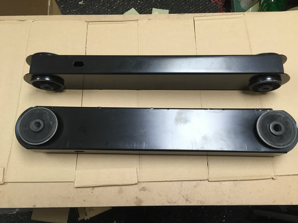 FOR CHEROKEE LIBERTY KJ 2.4 2.5 2.8 DT 3.7 REAR LOWER TRAILING ARMS 52088682AB