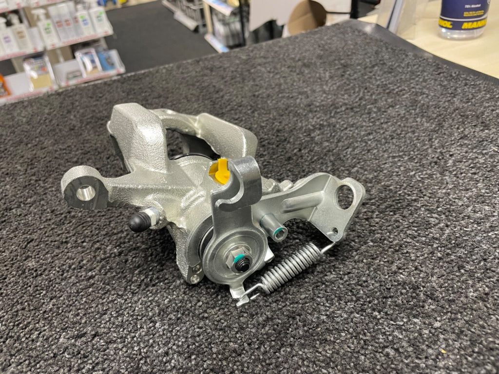 ASTRA J CDTi ZAFIRA MK3 TURBO REAR BRAKE CALIPER ELECTRIC HANDBRAKE 292MM RH OS
