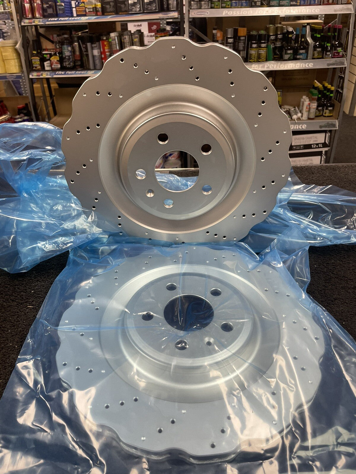 FOR AUDI RS7 2013-2018 REAR WAVEY BRAKE DISC DISCS PAIR 4G8615601E