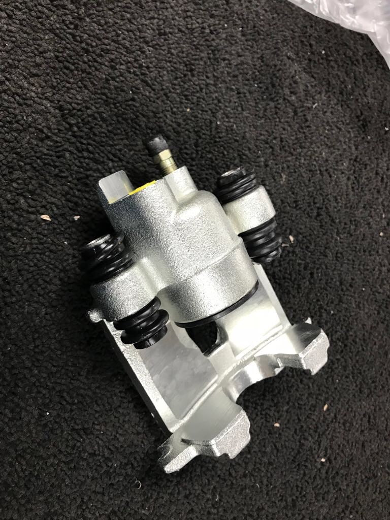 REAR BRAKE CALIPER FOR CHRYSLER PT CRUISER 2000-2010 ALL MODELS LEFT PASSENGER 
