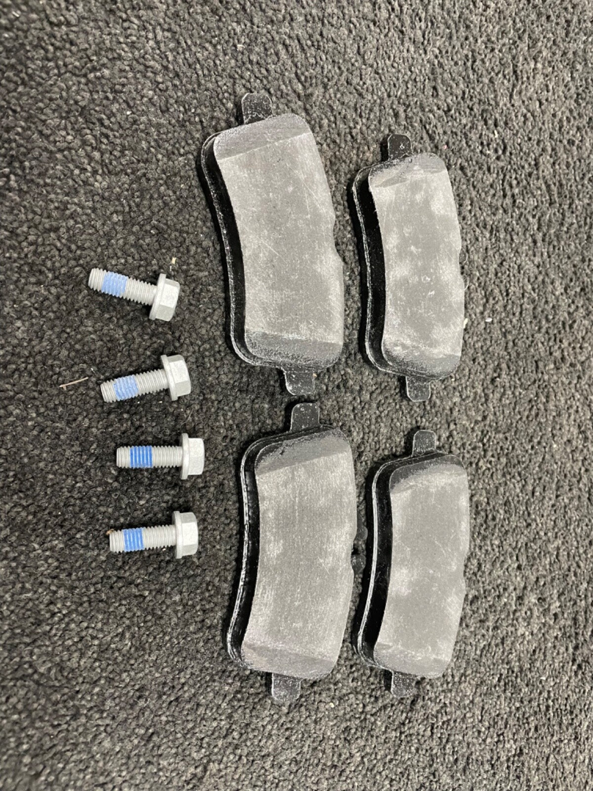 FOR MERCEDES G GLASS AMG C63 FRONT AND REAR BRAKE PADS