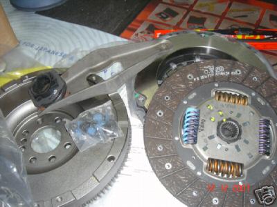 FORD TRANSIT 2.4TD DI TD DURATORQUE FLYWHEEL CLUTCH KIT CLUTCH FORK BEARING