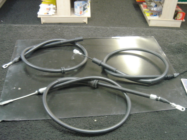 FOR VITO VIANO CDi 2011-2016 LWB REAR HAND BRAKE CABLES LH RH INTERMEDIATE
