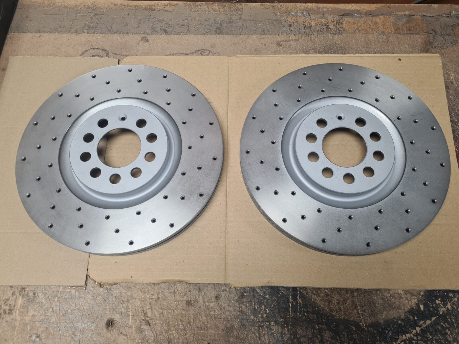 AUDI TT ROADSTER QUATTRO 225 1999-2005 CROSS DRILLED FRONT BRAKE DISCS 312MM