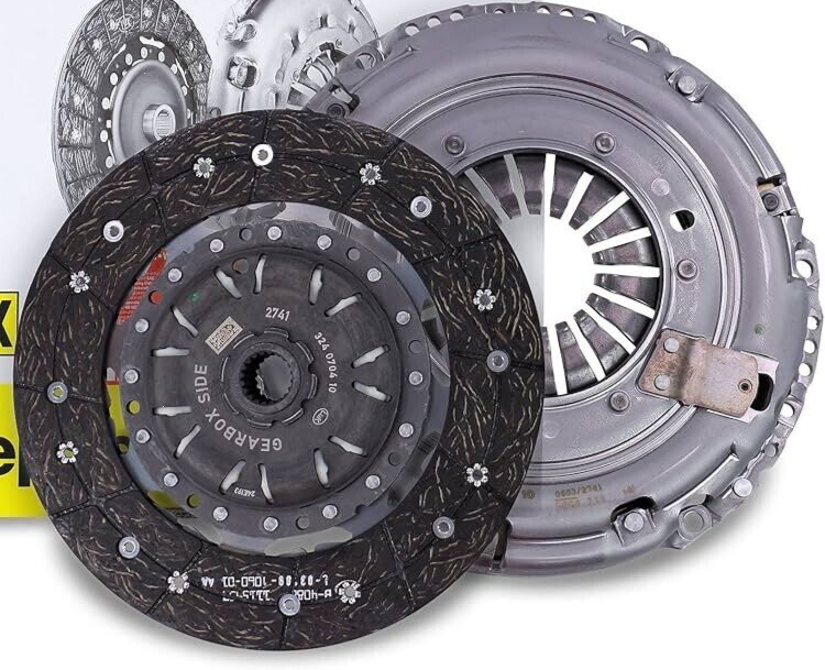 CLUTCH KIT 2PCE  FIAT 500L COMBO 500L DOBLO BRAVO 1.6D 2012 240mm  55209820