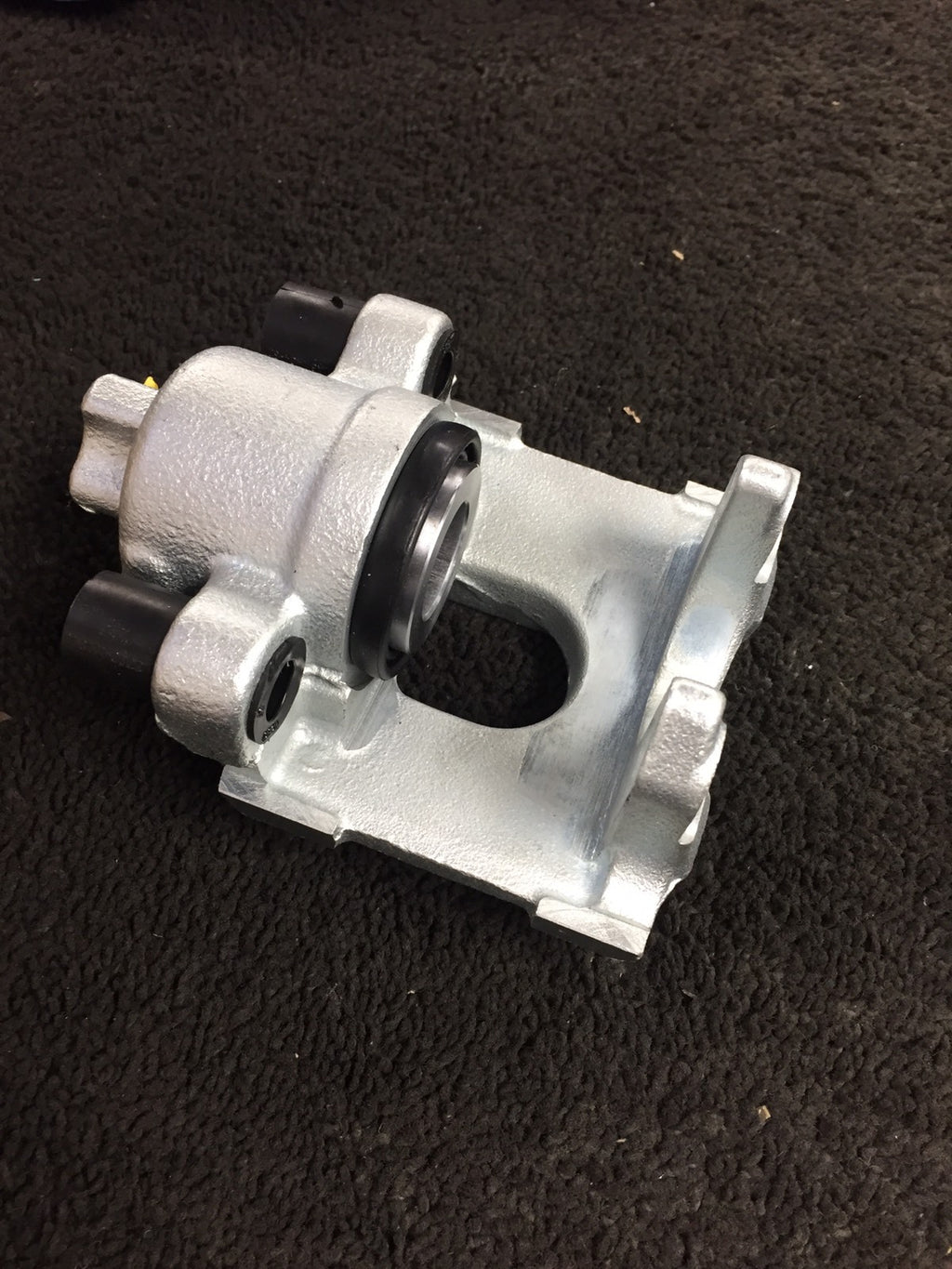 BMW X5 E53 2000-2006 REAR BRAKE CALIPER SOLID DISC LEFT PASSENGER N/S SIDE 