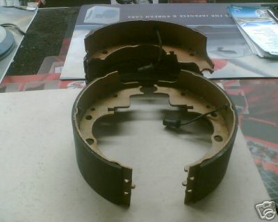 FOR IVECO DAILY  BRAKE SHOES SET NEW BOXED