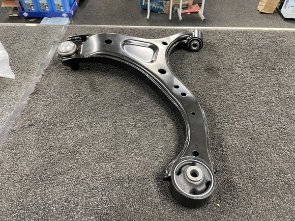 For Hyundai Santa Fe 2006-2012 Front Left Lower Wishbone Suspension Arm