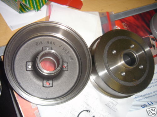 VAUXHALL CORSA C 00-06 2 REAR BRAKE DRUMS REAR BRAKE SHOES SET