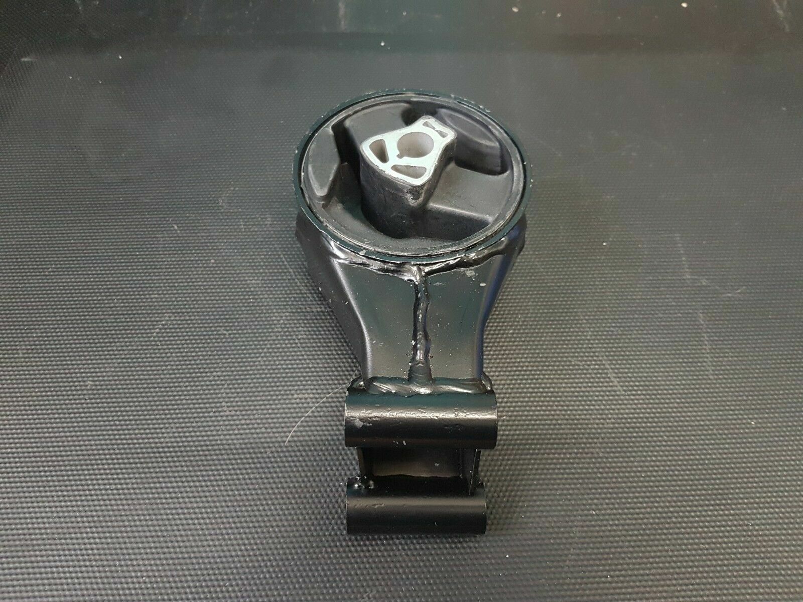 FOR VAUXHALL OPEL INSIGNIA 1.6 T 2.0 CDTI BRAND NEW REAR ENGINE MOUNT MOUNTING