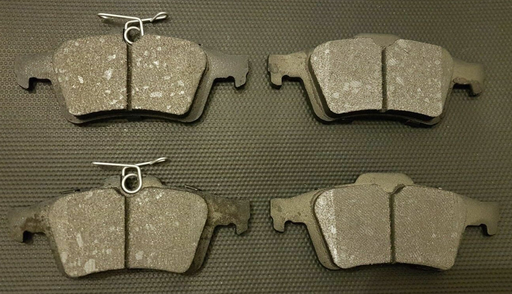 CADILLAC BLS FOCUS MK2 C-MAX TDCi TRANSIT CONNECT REAR BRAKE PADSS