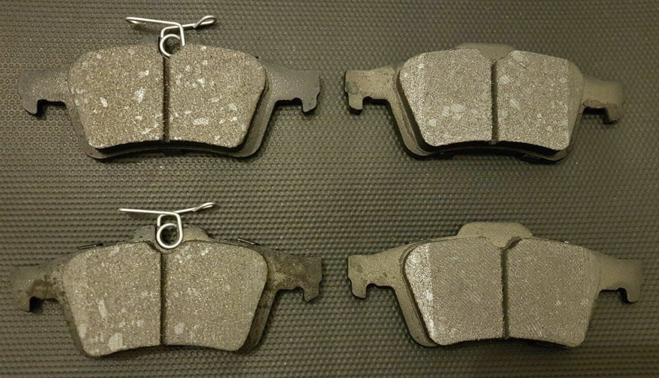 CADILLAC BLS FOCUS MK2 C-MAX TDCi TRANSIT CONNECT REAR BRAKE PADSS