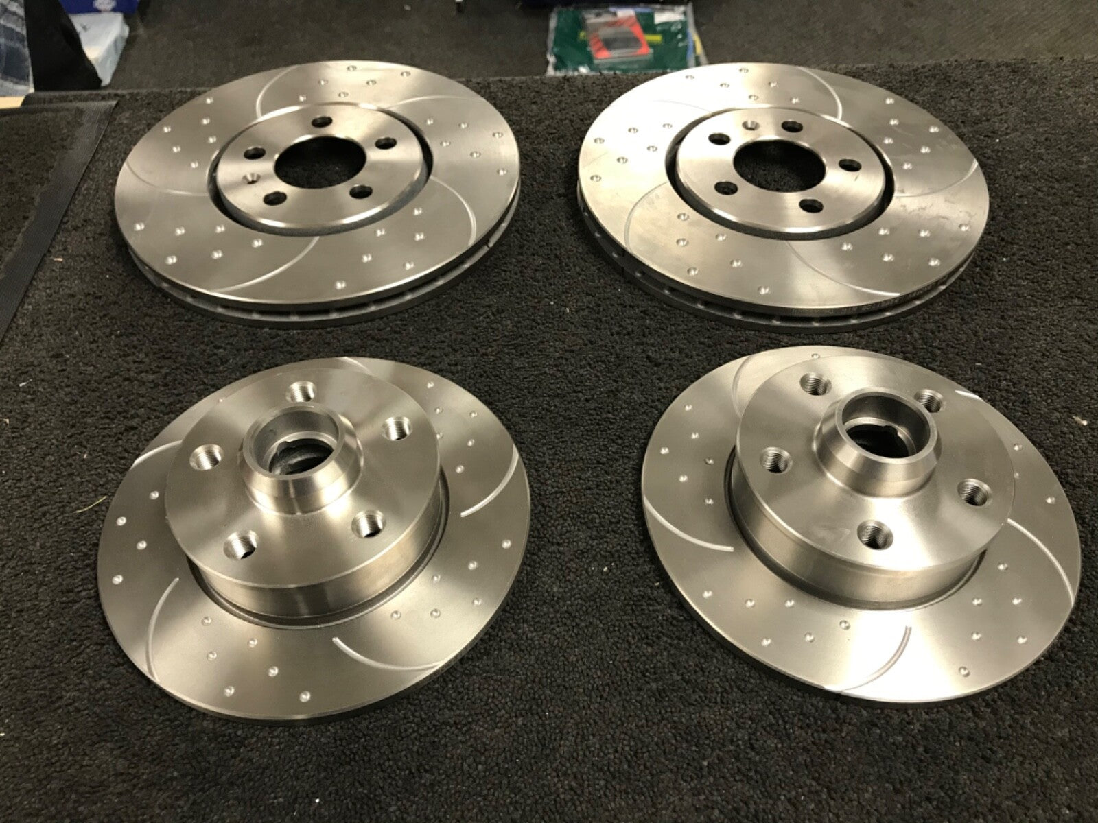 FOR VW GOLF MK3 GTI VR6 BRAKE DISC DIMPLED GROOVED BRAKE DISC FRONT REAR SET