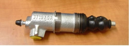 ALFA ROMEO 145 146 155 156 166 164 GTV SPIDER CLUTCH SLAVE CYLINDER PUSH ON TYPE