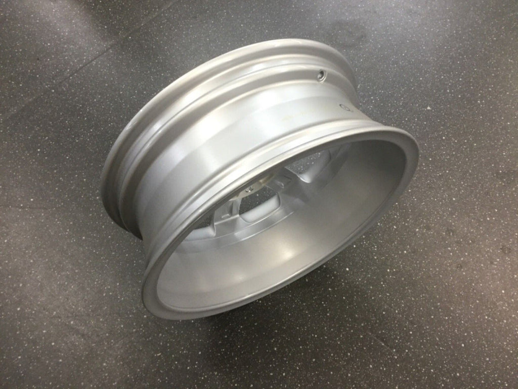 VW GOLFMK5 MK6 GENUINE ALLOY WHEEL 6Jx17 "MERIBEL" 1K0601025N8Z8 BRAND NEW