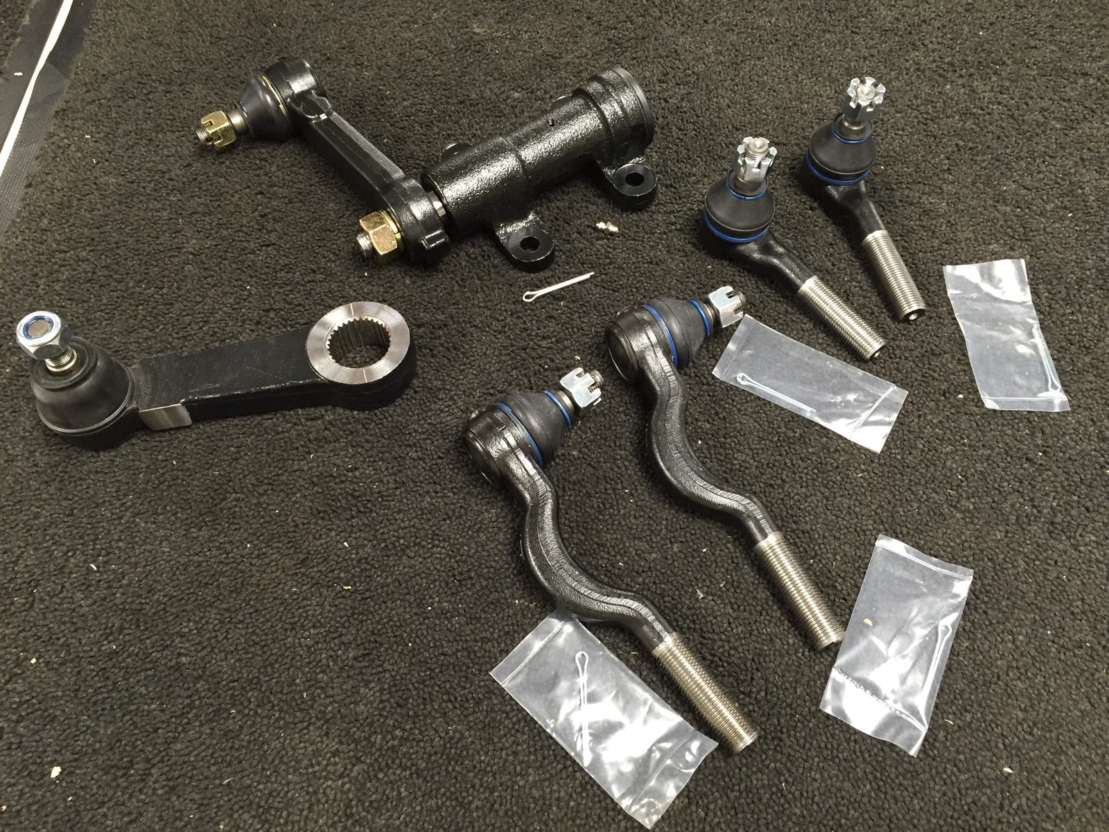 FOR MITSUBISHI SHOGUN SPORT 2.5TD STEERING IDLER PITMAN ARM TRACK END INNER OUTE