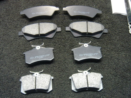 PEUGEOT 307 BRAKE PADS FRONT REAR NEW FULL SET 1.6 2.0