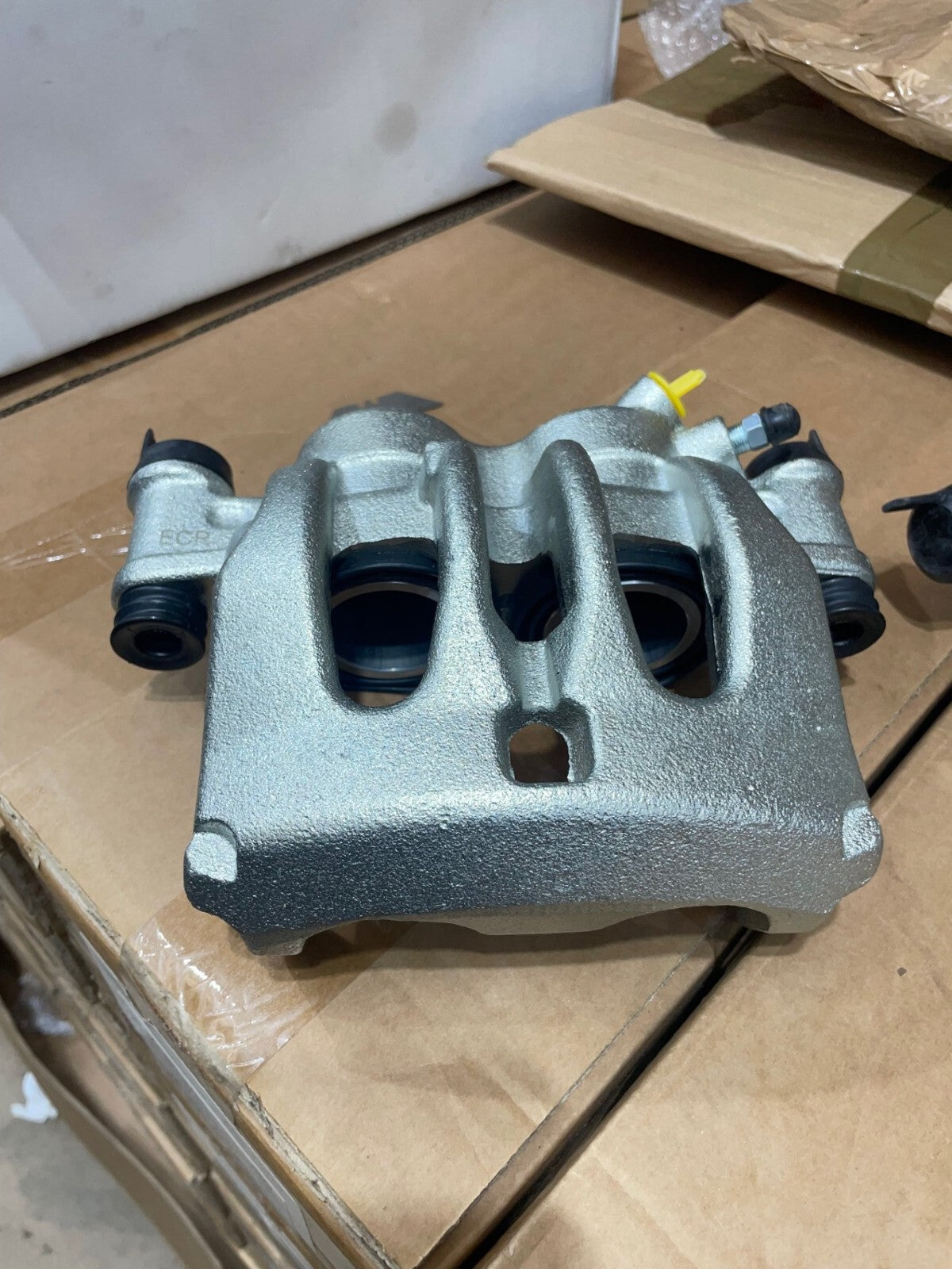 OS RH FRONT BRAKE CALIPER  MERCEDES SPRINTER 3T 3.5T CDI 2006-2016 BRAND NEW