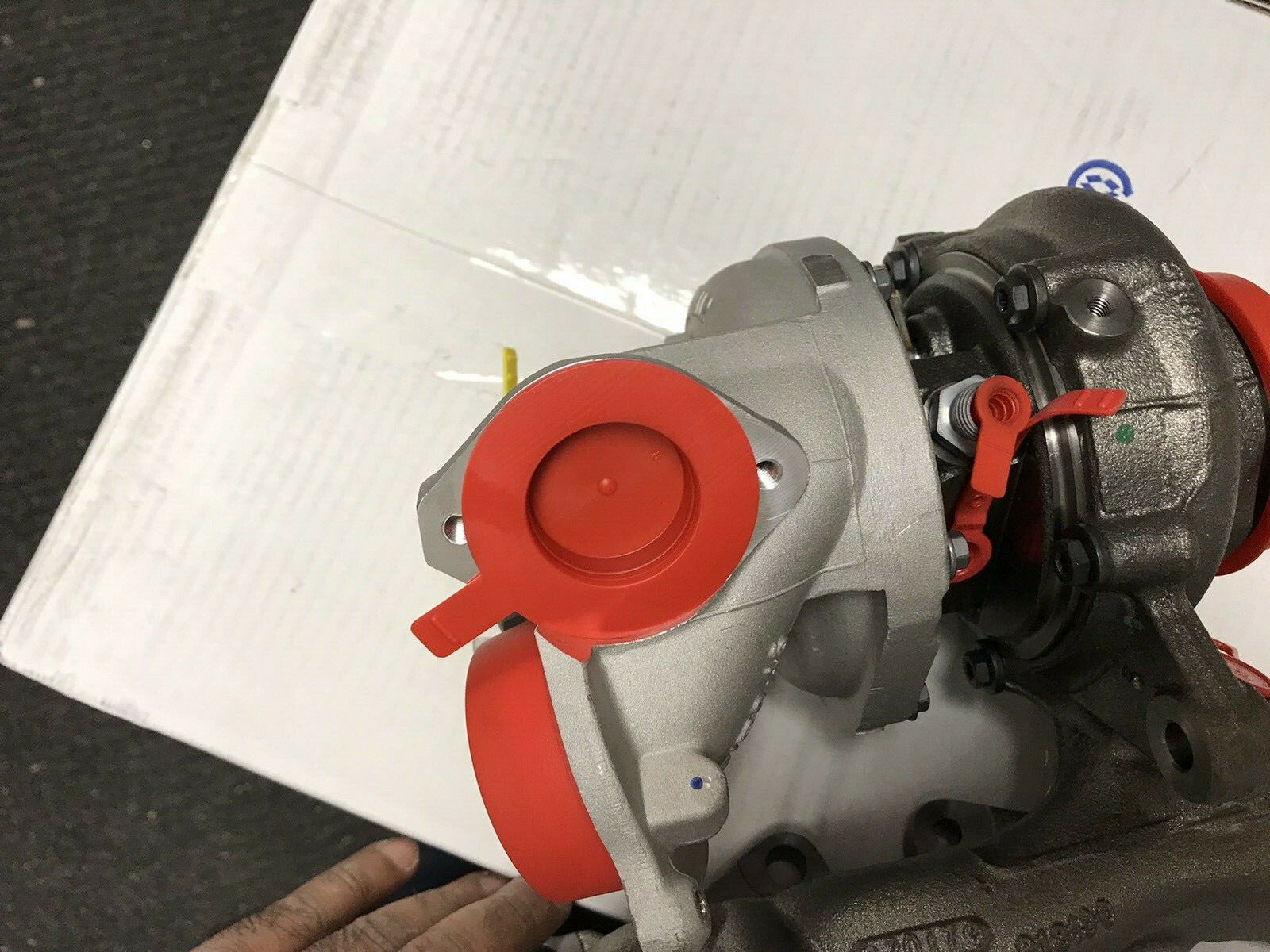 VW SEAT SKODA AUDI 2.0TDI GARRET TURBO CHARGER BRAND NEW 819891-5 04L253010 