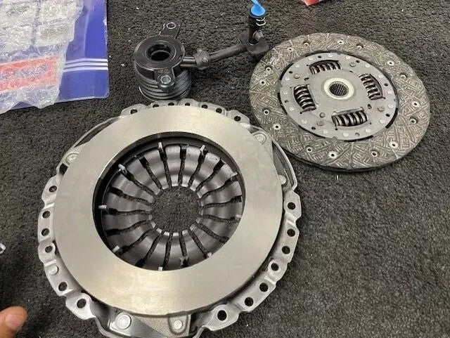 NEW 3PCE LUK CLUTCH KIT FOR RENAULT  TWINGO THALIA LOGAN 1.5DCi