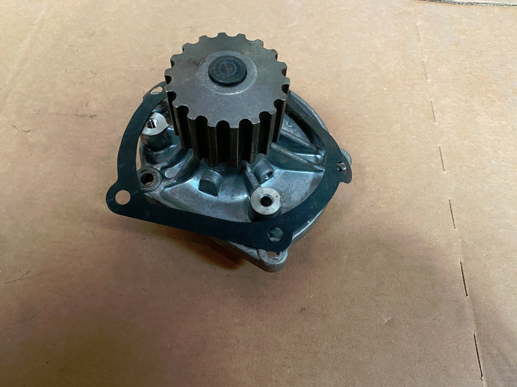 1 X WATER PUMP FOR MORGAN PLUS 4 2.0 ROVER 220 2.0 820 2.0 MPi WP6153