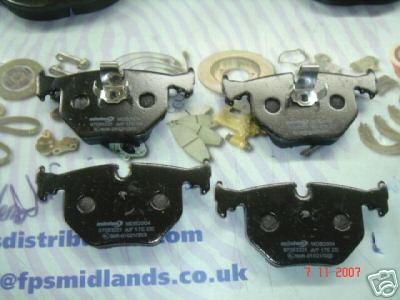BMW X5  3.0 3.0TD 4.6 4.8 REAR BRAKE PADS  MINTEX