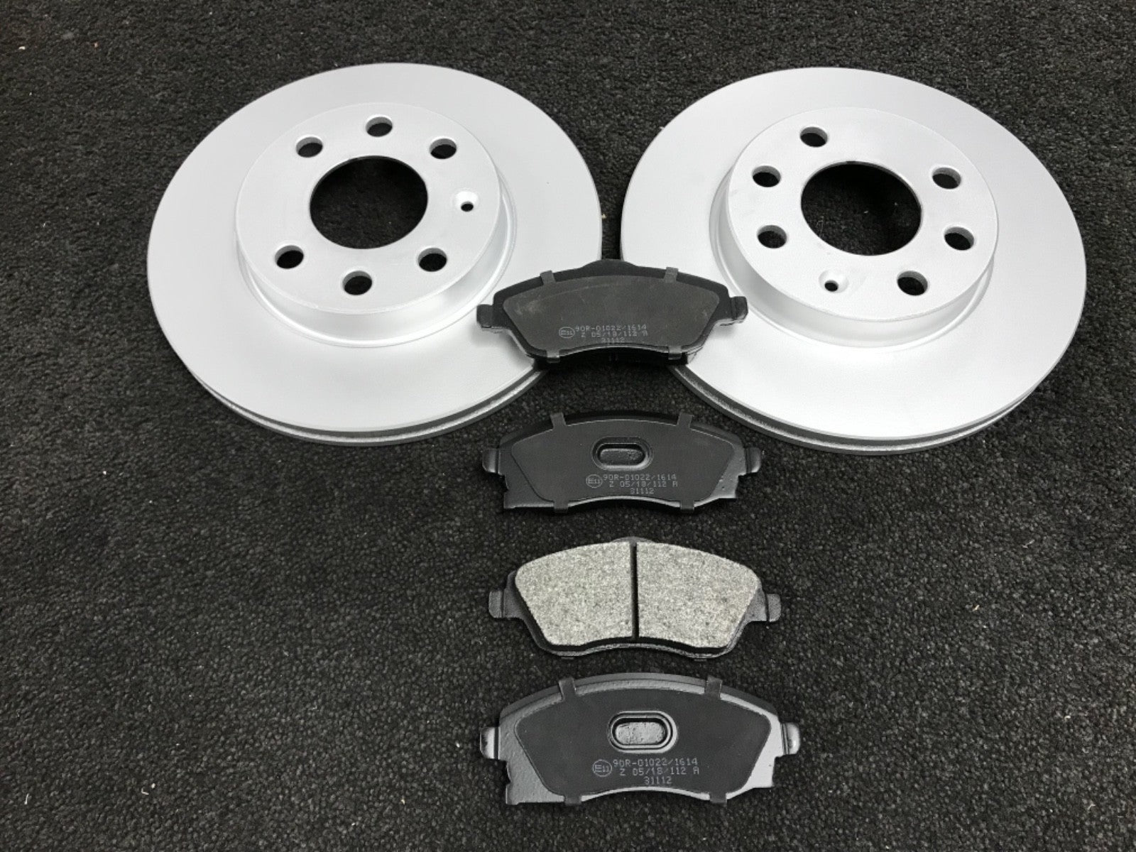 VAUXHALL CORSA BRAKE DISCS & PADS FRONT 240MM 2000-ON