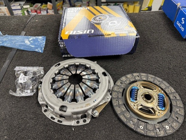 FOR TOYOTA YARIS 1.3TR 2005-2009 AUTOMATIC SEMI AUTOMATIC CLUTCH KIT NEW 