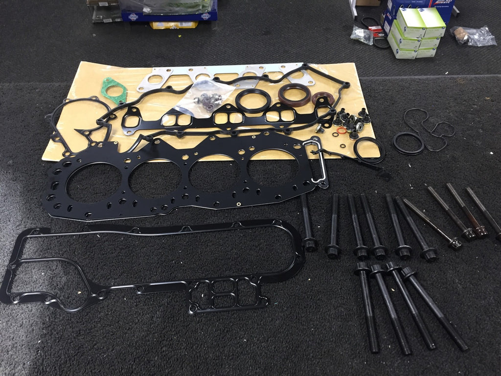 MAZDA BONGO FORD RANGER 2.5TD WL /WLT 12V HEAD OIL COOLER GASKET SET  HEAD BOLTS