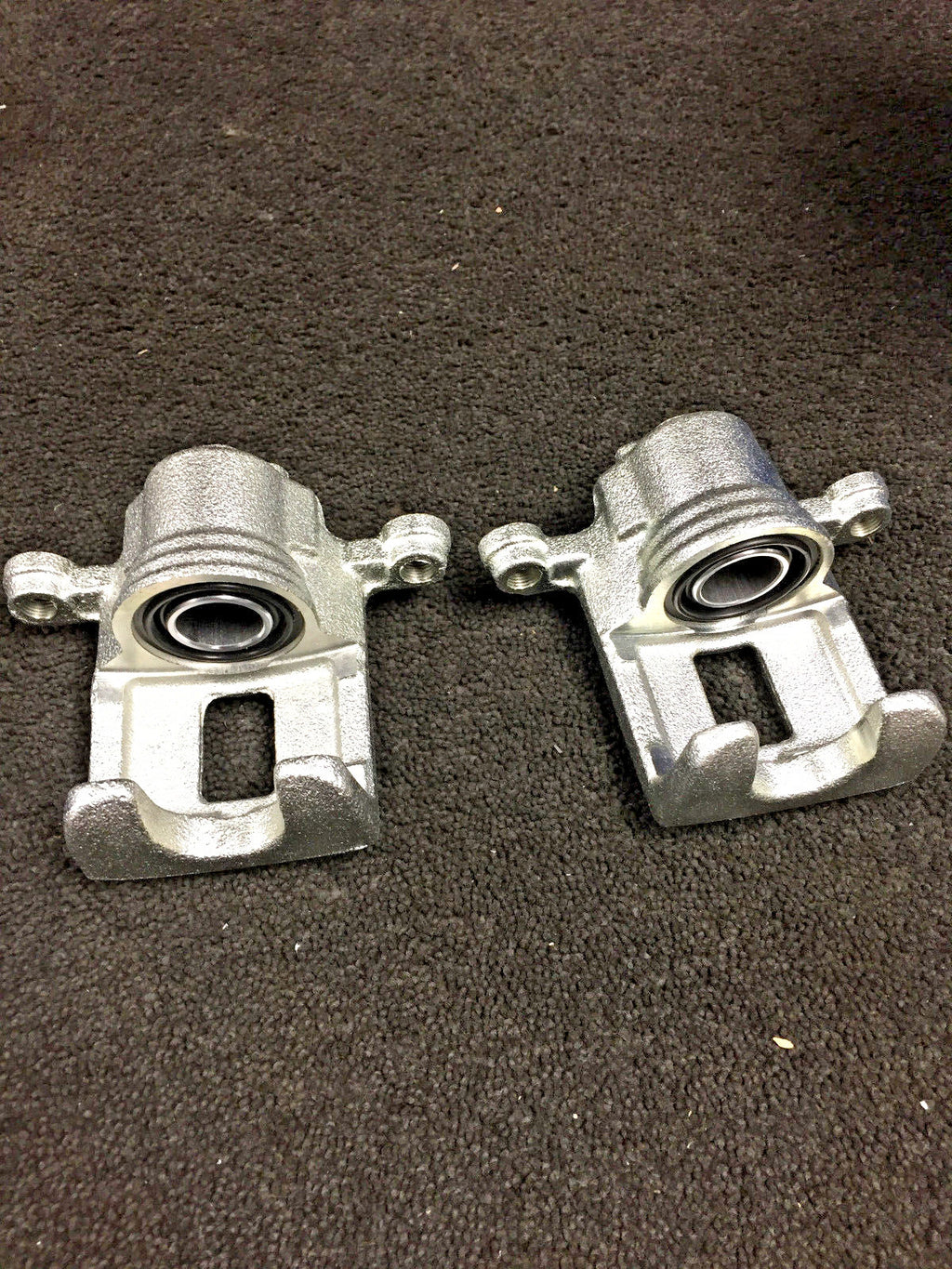 FOR NISSAN XTRAIL  X-TRAIL T31 07-14 2 REAR BRAKE CALIPER PAIR LH+RH