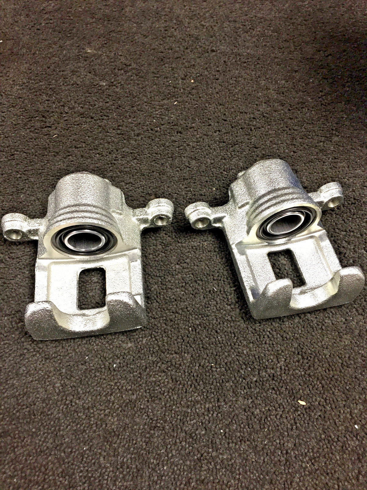 FOR NISSAN XTRAIL  X-TRAIL T31 07-14 2 REAR BRAKE CALIPER PAIR LH+RH