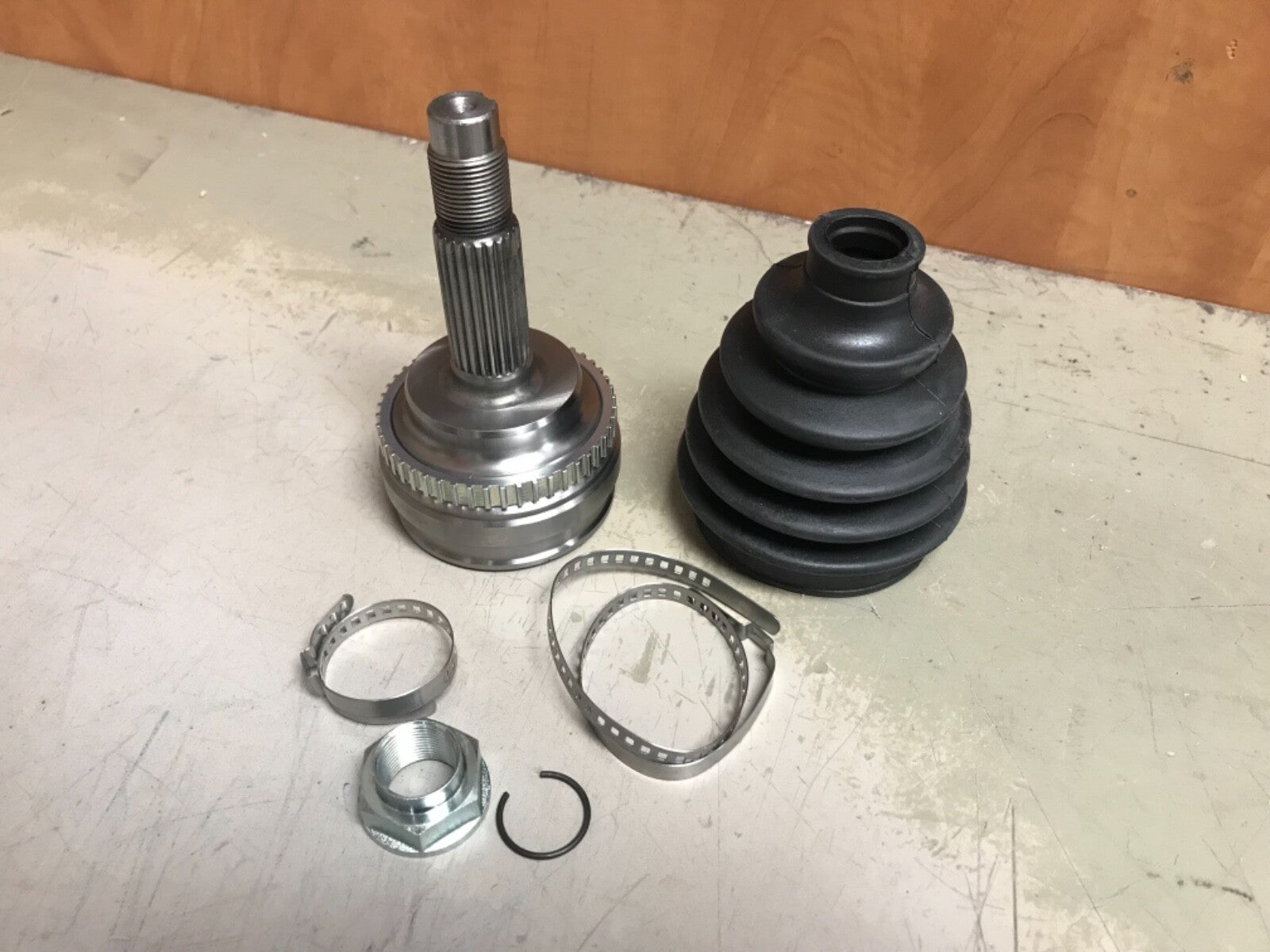 FOR TOYOTA YARIS 1.5 T SPORT VVT-i DRIVESHAFT CV JOINT & BOOT KIT 03>05