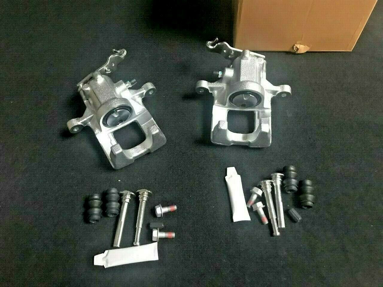 2 REAR BRAKE CALIPER PAIR AUDI A3 S3 8P GOLF TSi TDi TFSi SLINE BOSCH SYSTEM