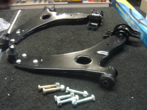 FORD FOCUS 1998> WISHBONE SUSPENSION ARMS X 2 & FIXINGS