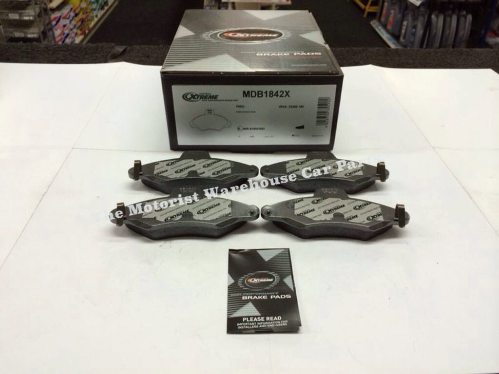 FORD ESCORT 1.4 1.6 1.8 PETROL AND DIESEL MINTEX  XTREME BRAKE PADS MDB1842