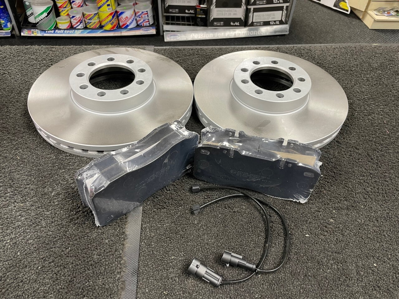 FOR IVECO DAILY 70C17 60C17 TWIN WHEELER BRAKE DISC PADS SHOES FRONT REAR CABLES