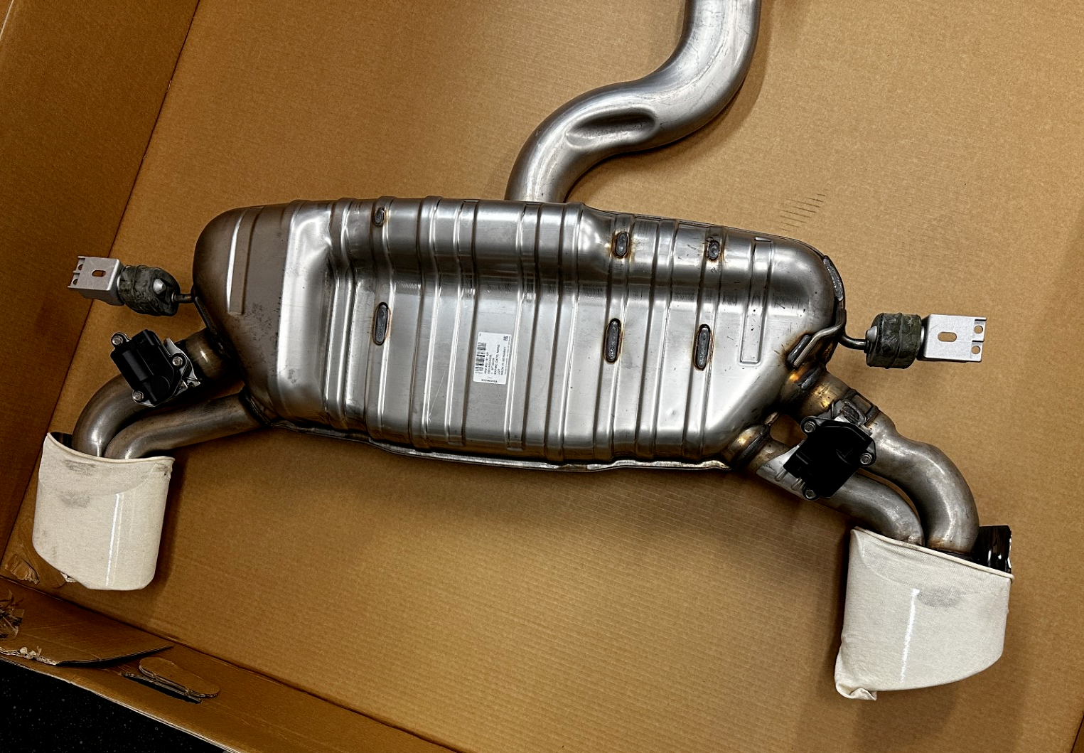 AUDI TTRS 2017ON EXHAUST PIPE SILENCER COMPLETE 8S0253181AP GENUINE BRAND NEW