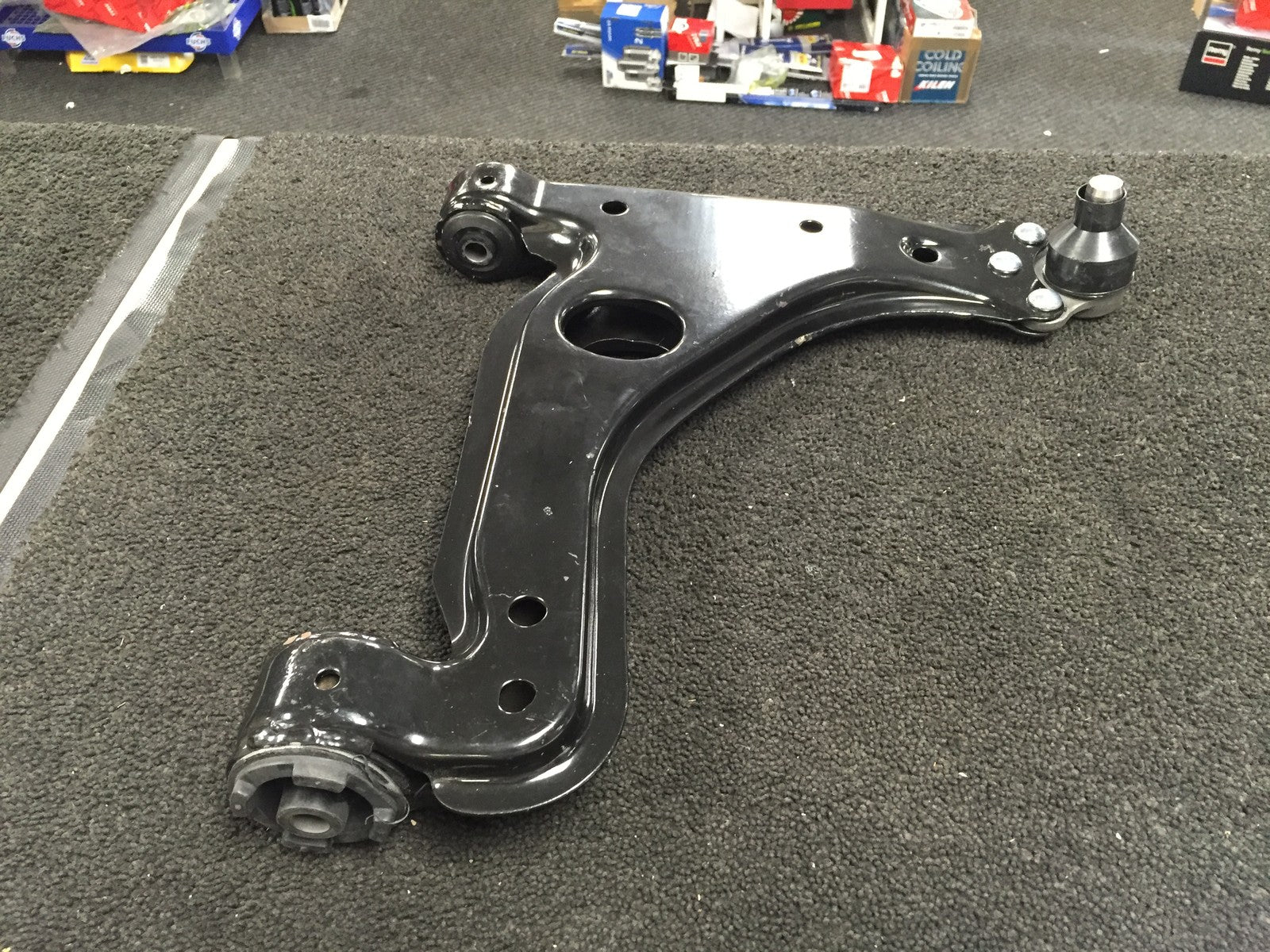VAUXHALL ASTRA  MK4  COUPE  WISHBONE SUSPENSION ARM X1 